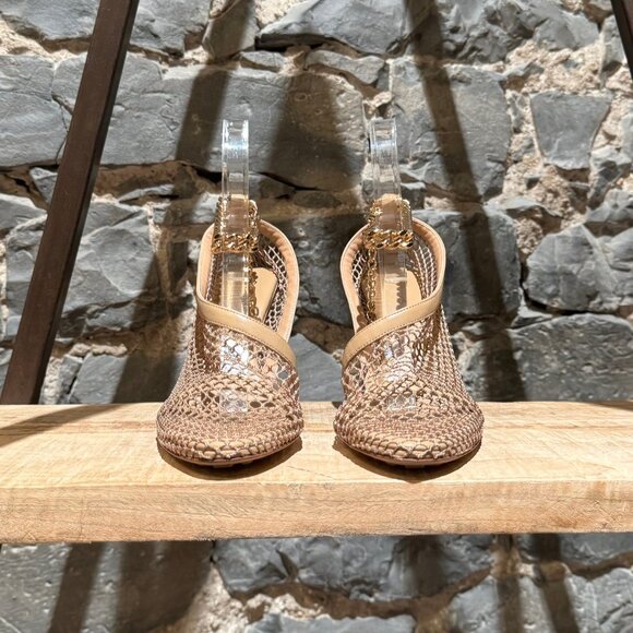 Bottega Veneta Beige Stretch Mesh Chain D'Orsay Pumps - Picture 2 of 9